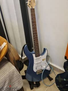 YAMAHA PAC112J PACIFICA ELECTRIC GUITAR 0