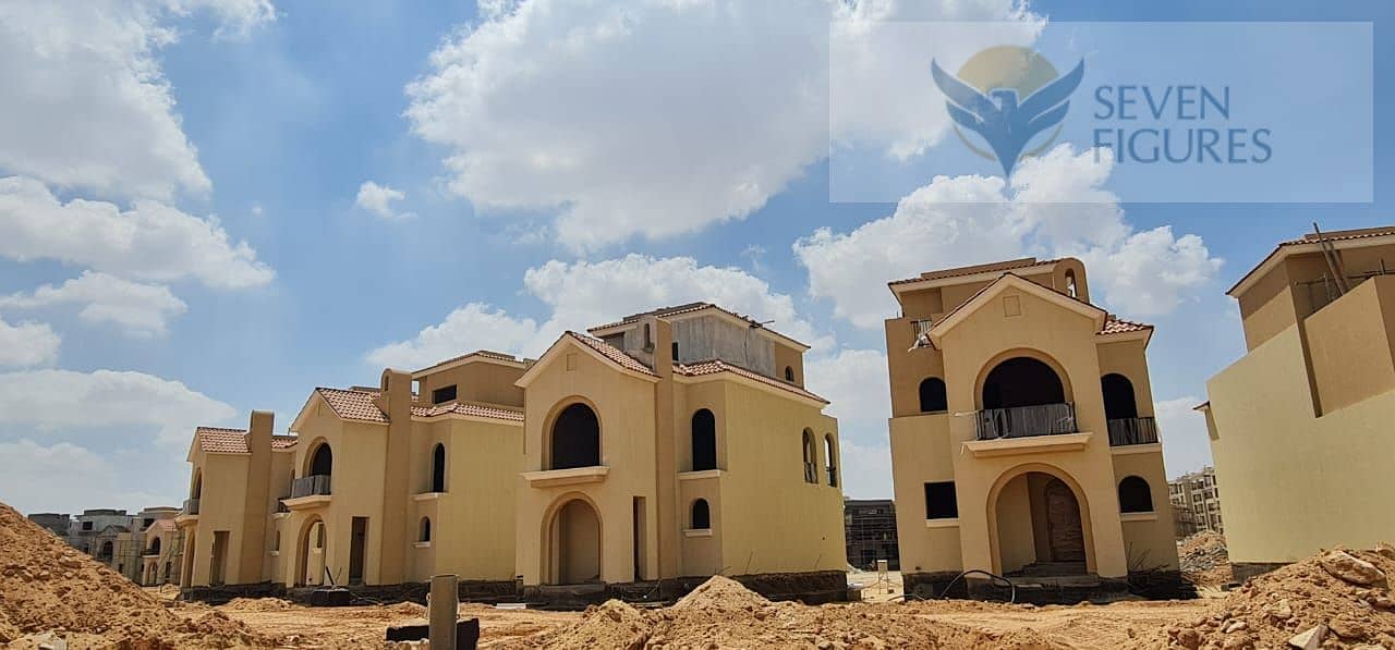 villa 240 for sale in Butterfly Compound in Mostakbal City, New Cairo, next to Madinaty and mins from Capital, 42% cash discount ,installments over 8 2