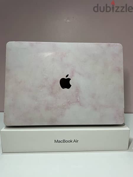 MacBook Air 2020, 13.3 inch, with accessories 3