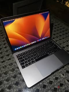 Macbook Pro 2017 - 13.3 Inch - Core i5 - 256GB Storage - 8GB RAM