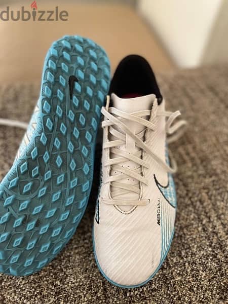 nike vapor 15 soccer shoes or football shoes size 41 original 2