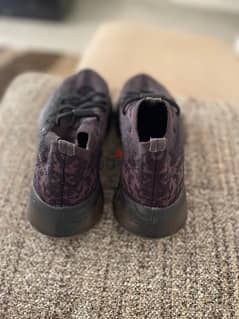 adidas shoes Yeezy boost 380 used twice in a perfect condition