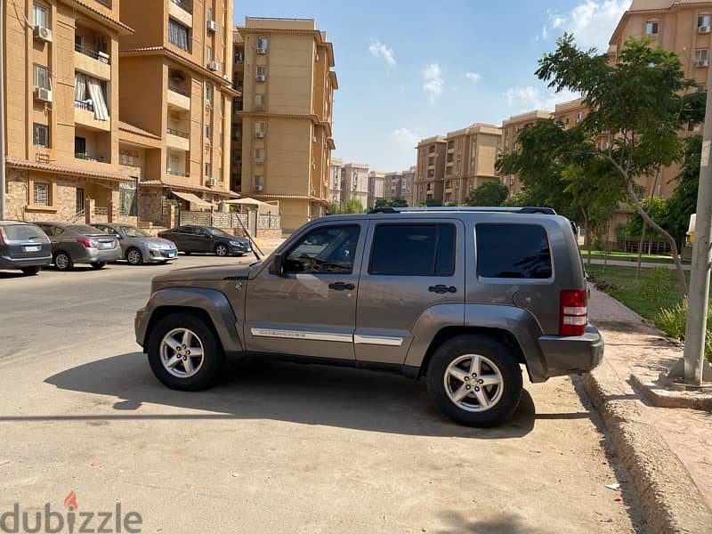 Jeep Cherokee 2010 7