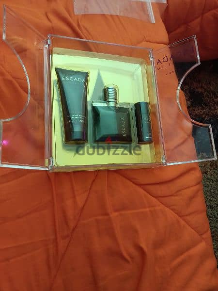 escada magnetism for men eau de toilette-vaporisteur-natural spray 1