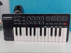 midi keyboard Samson Graphite M25