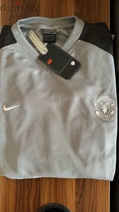 1999-2000 Manchester United Nike Training Shirt