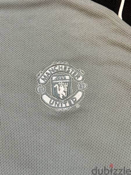 1999-2000 Manchester United Nike Training Shirt 4