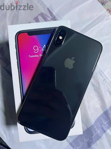 ايفون اكس iphone x 
استعمال زيرو بالكرتونه متفكش فيه مسمار 0