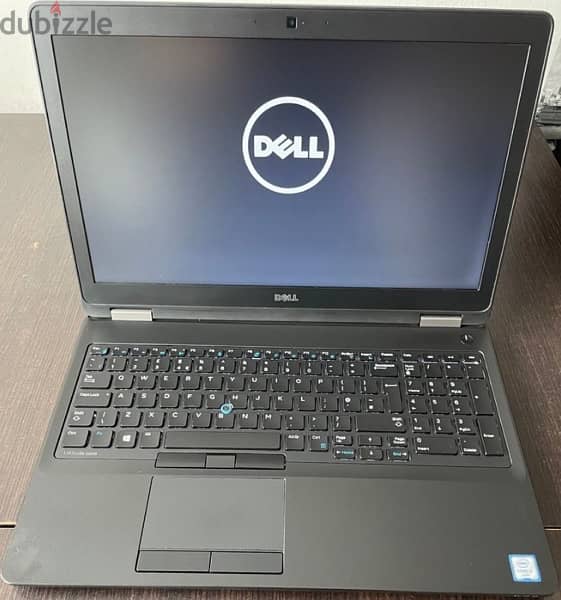 dell core i7 hq hard nvme vga 2gb 5