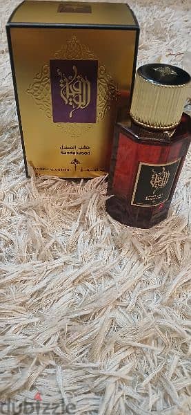 عطر خشب الصندل ابرهيم القرشي  استخدام رشات 1