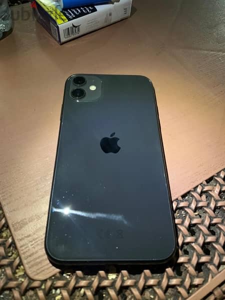 Iphone 11 waterproof استعمال نظيف 6