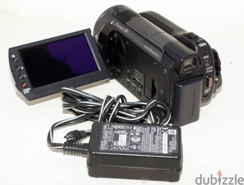 (Sony HDR-XR520E Full HD 240GB Handycam (Made in Japan 8