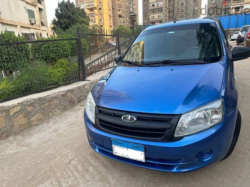 Lada Granta 2019 9