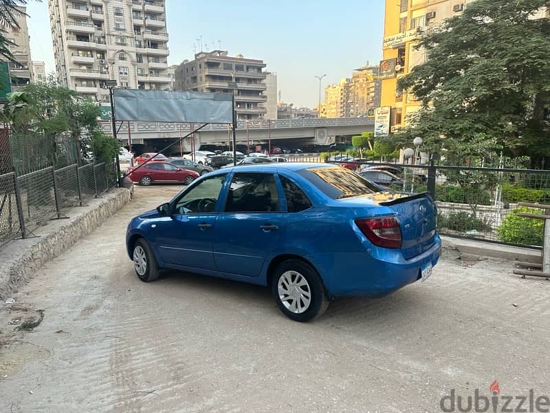 Lada Granta 2019 11