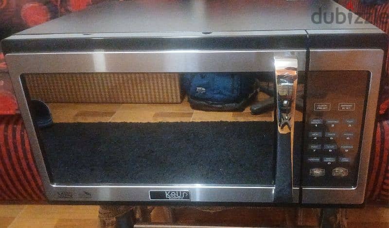 MICROWAVE OVEN WITH GRILL 1