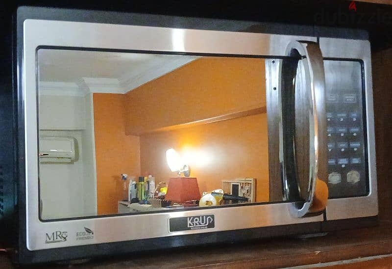 MICROWAVE OVEN WITH GRILL 3