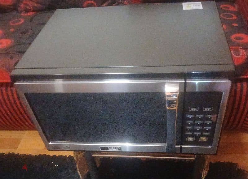 MICROWAVE OVEN WITH GRILL 6