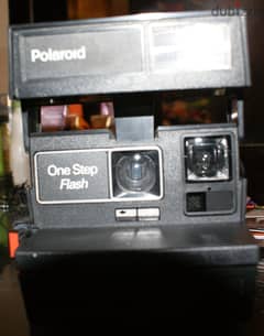 polaroid one step shop flash