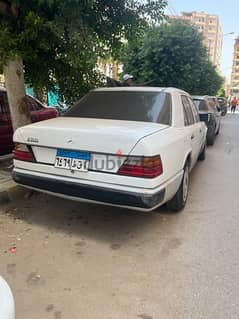 Mercedes-Benz E200 1989