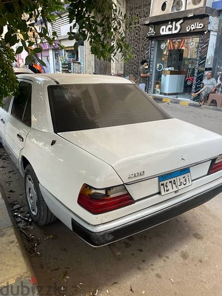 Mercedes-Benz E200 1989 1