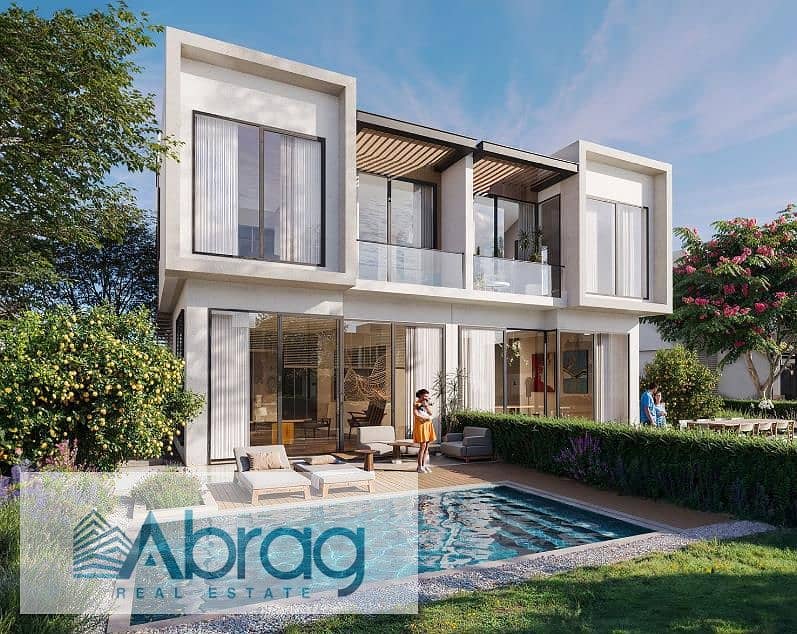 For sale with special facilities, a townhouse villa, 5% down payment, 10-year installments, Villagio, Palm Hills, Sheikh Zayed 1