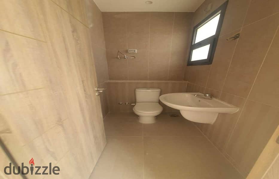 Penthouse 157m for rent in Fifth square Marasem new cairo 5