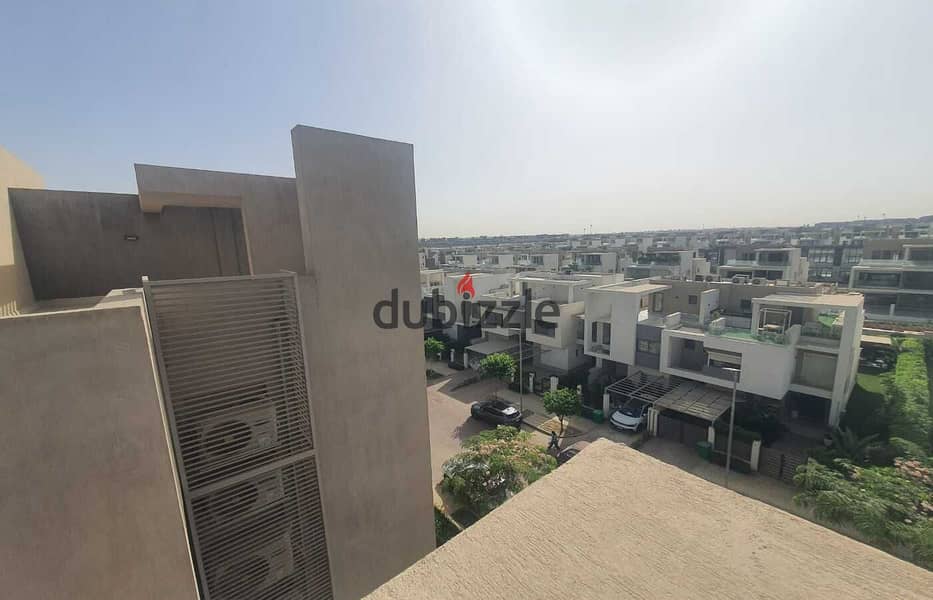 Penthouse 157m for rent in Fifth square Marasem new cairo 12