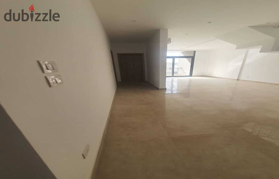 Penthouse 157m for rent in Fifth square Marasem new cairo 14