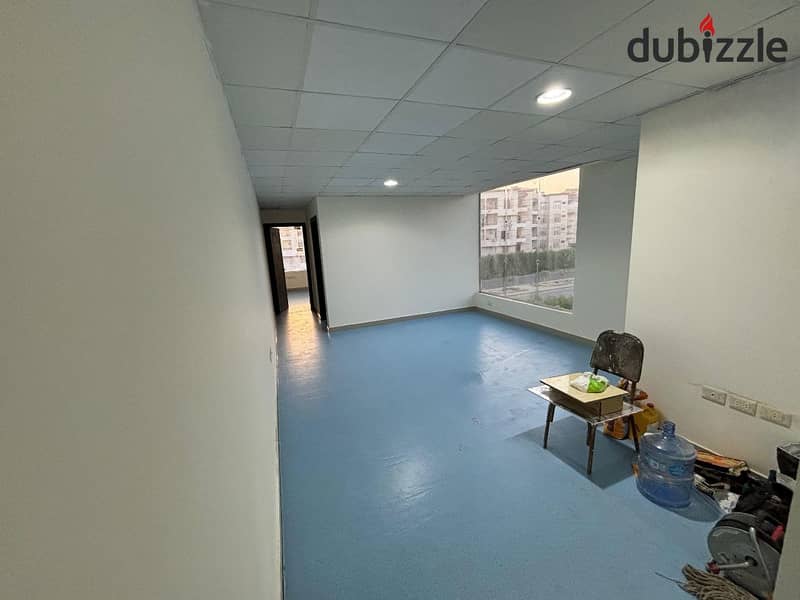 For rent,  ​​ 80 sqm - a medical clinic (dental or general) or an administrative office in the most sought-after malls on Kahraba St 7