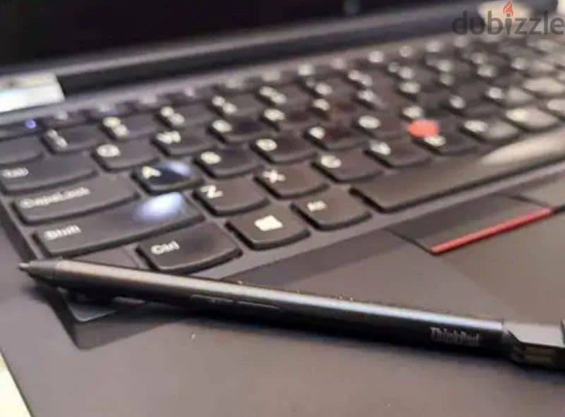 Brand  New Lenovo Thinkpad 
تااااتش و بالقلم الاصلي بتاعه 
Laptop 3