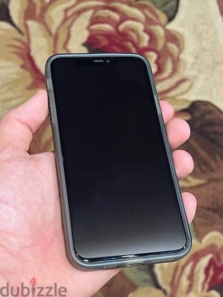 iPhone 11 Pro Max 256gb ١١ برو ماكس 2