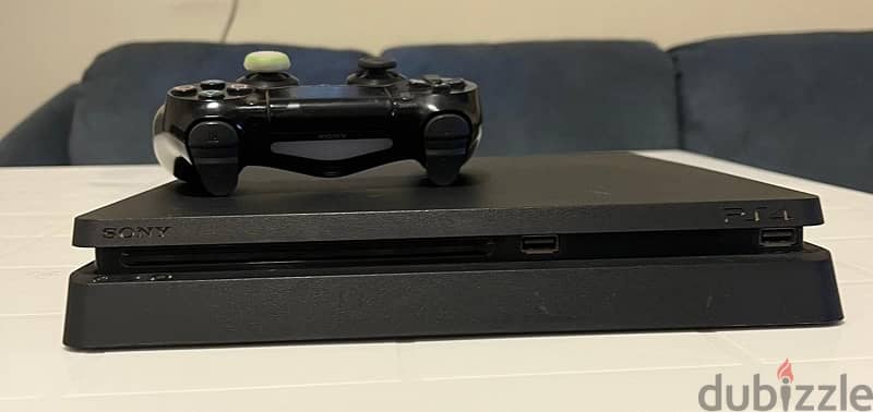 PS4 slim for sale بلايستيشن سلم ٤ للبيع 1