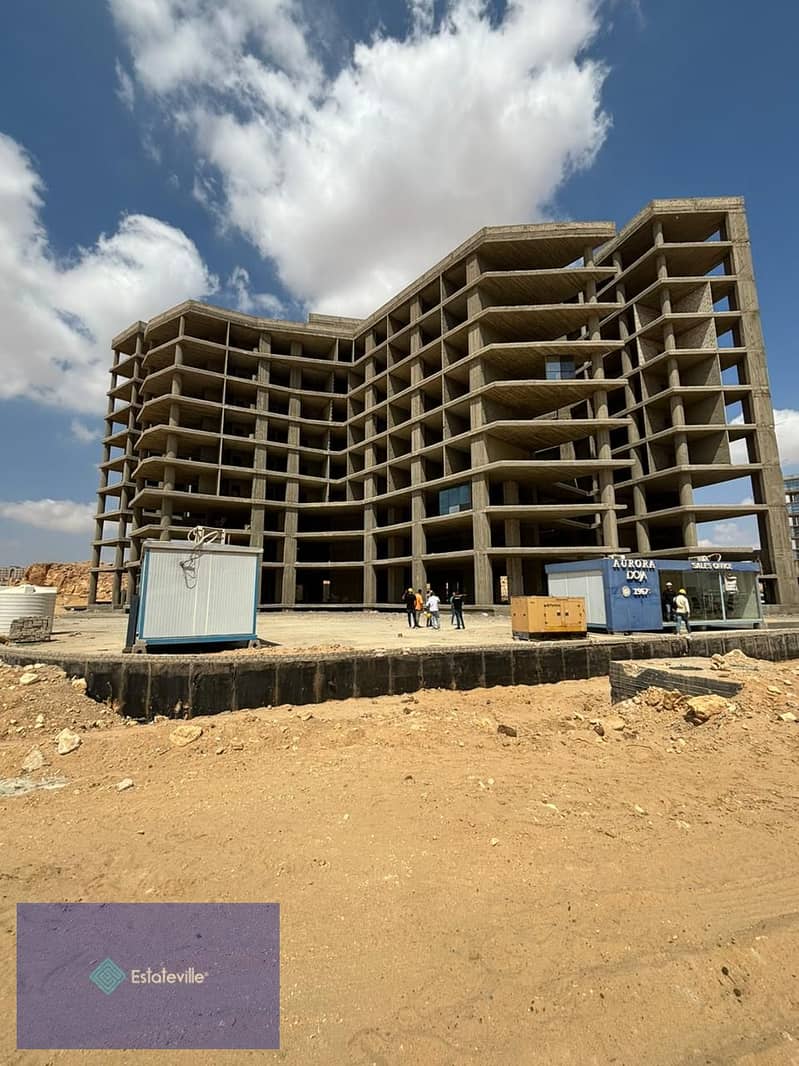 45-meter office, one-year delivery, finished with air conditioners, with a down payment of 570 thousand and payment over 10 years directly on the Amal 1