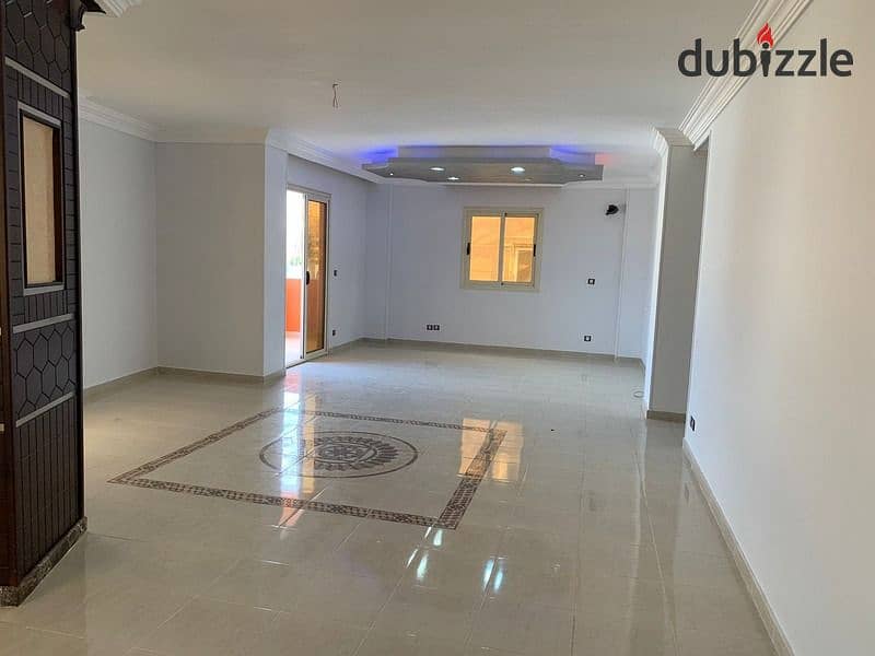 Apartment for Rent in The 10th District    شقه للايجار في الحي العاشر جانب مرور الشيخ زايد 0