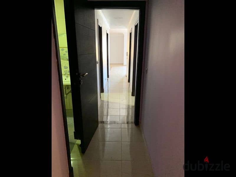 Apartment for Rent in The 10th District    شقه للايجار في الحي العاشر جانب مرور الشيخ زايد 3