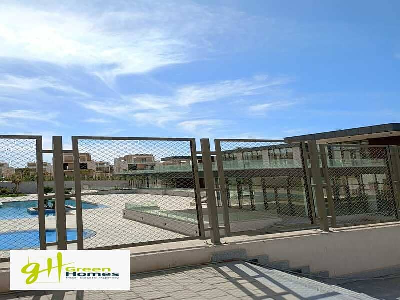 Town House with Prime Location for sale CASH at Fifth square - EL Marasem 4