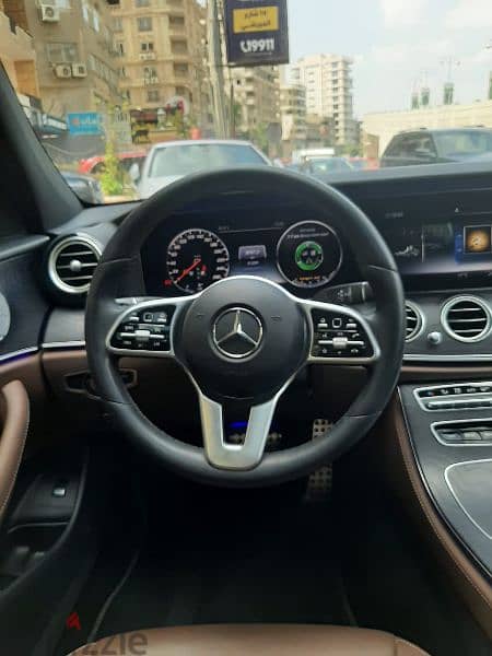 Mercedes E200 sport 2020 - مرسيدس فابريكا بالكامل حالة شاذة 9