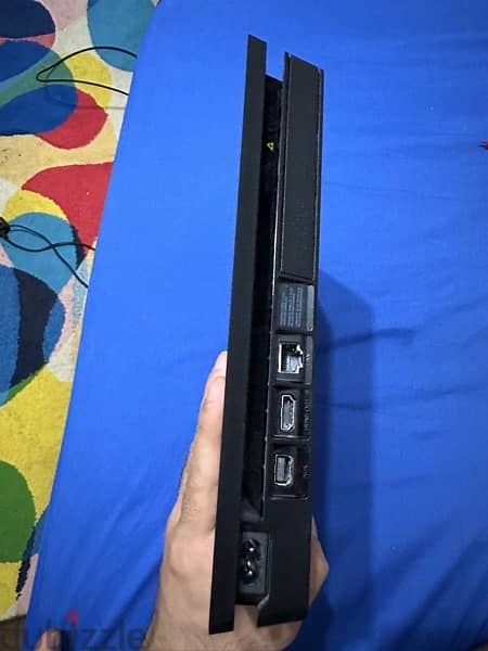 PS4 slim 500gb بلايستيشن 4 حاله زيروووو 3