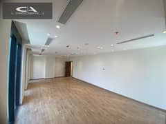 Administrative office for rent 150m at Rehab in the Fifth Settlement