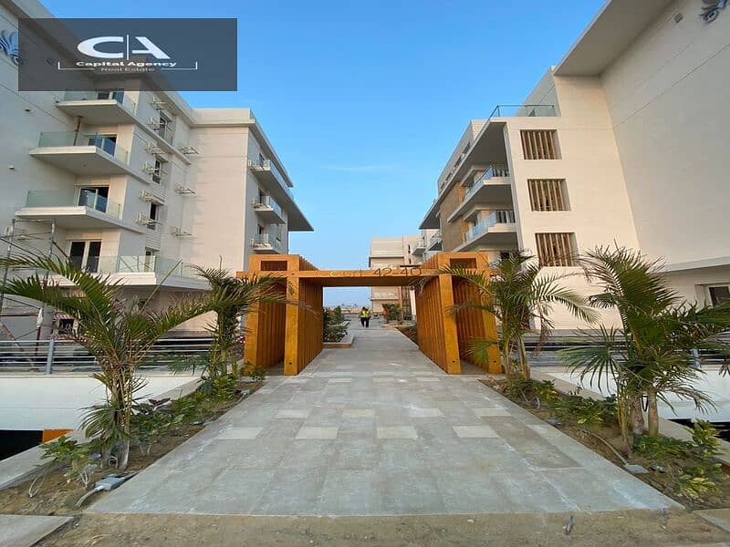 Apartment in Garden 60 in Mountain View iCity October | With a 10% down payment In installments over the longest repayment period A distinctive view o 12