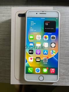 iphone8 plus بطارية  80%  مفهوش اي صيانة والشاشه سليمه والضهر العلبة