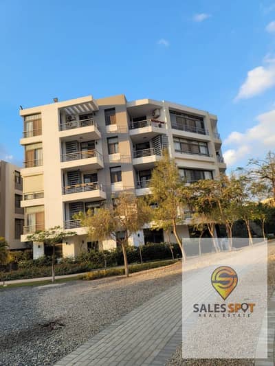 For sale, a 3-bedroom apartment, 165 m, in the most luxurious TAJ City compound, directly on the Suez Road - Taj City