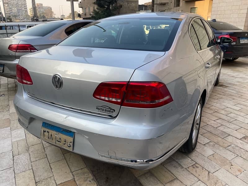 Volkswagen Passat 2014 1