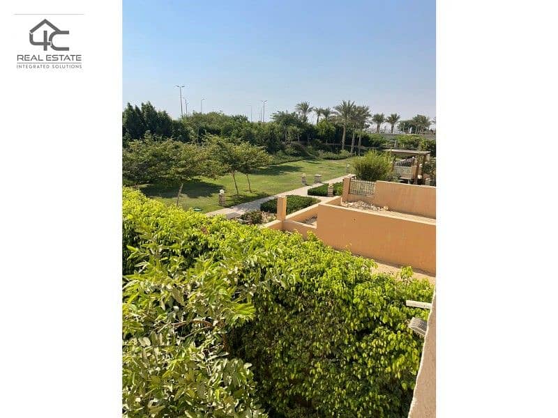 Townhouse 208 m in prime location view on land scape under market price in Hyde Park Compound new cairo Townhouse 208 m in prime location prime view . 3