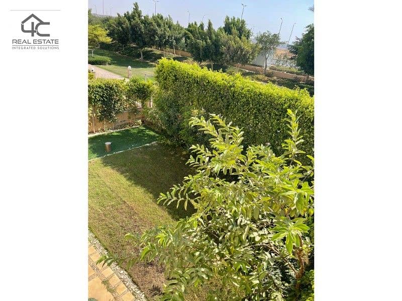 Townhouse 208 m in prime location view on land scape under market price in Hyde Park Compound new cairo Townhouse 208 m in prime location prime view . 5