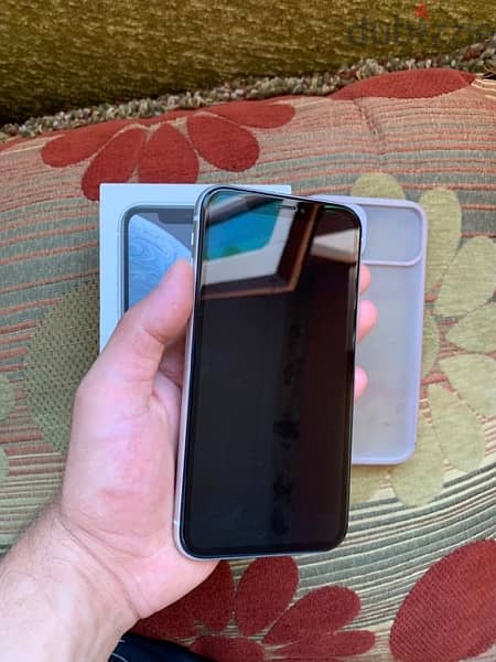 Iphone Xr 128g كسر الزيروو 5