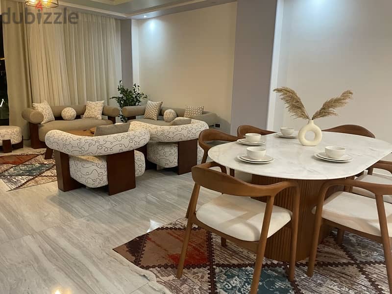 Apartment 3bedrooms for rent اول سكن كمبوند ميدتاون 12