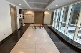 مكتب 112م للبيع استلام شهور التجمع شارع التسعين office for sale cairo