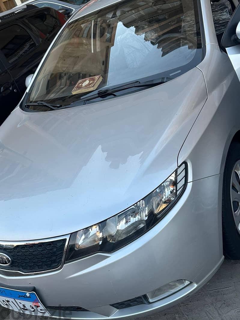 كيا سيراتو 2011 كسر الزيرو 7الاف كيلو فقط KIA Cerato NEW 2011 6