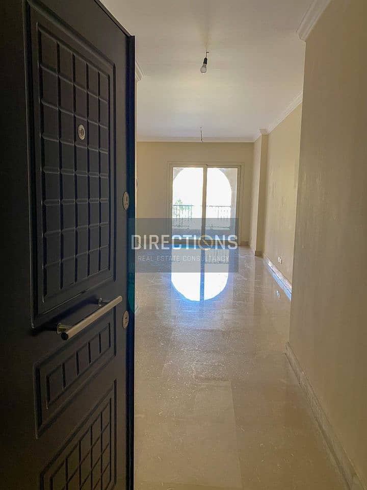 Apartment for sale with garden, fully finished and immediate receipt, in 90 Avenue Compound, Fifth Settlement 2